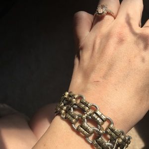 Chain link style bracelet